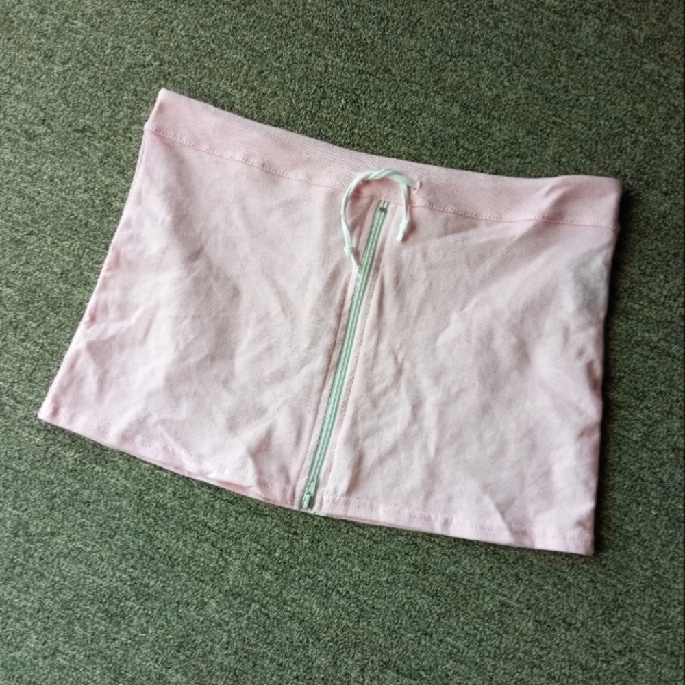 Y2K pastel pink mini skirt with zipper size medium